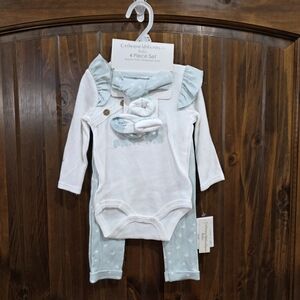 Catherine Malandrino Baby 4-Piece Set in White and Light Blue